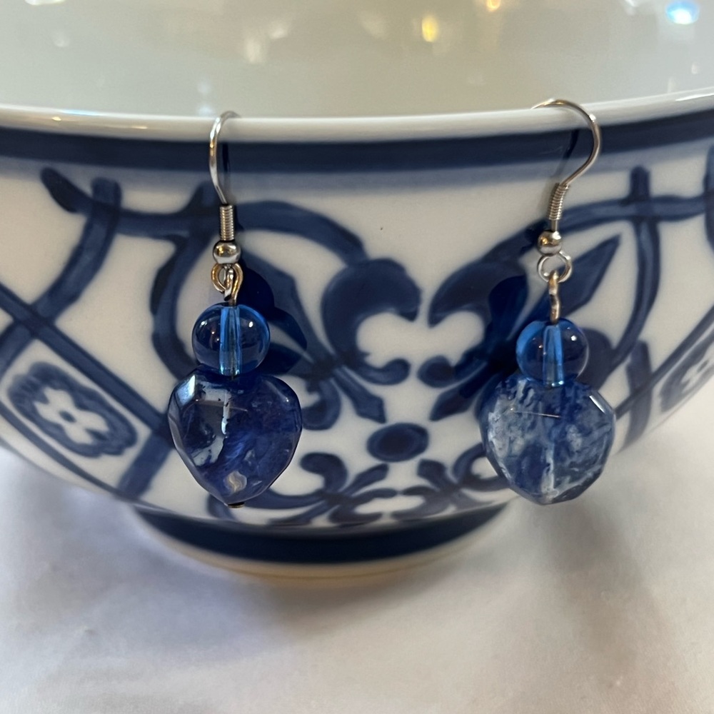 Glass puffed blue bead heart earrings.